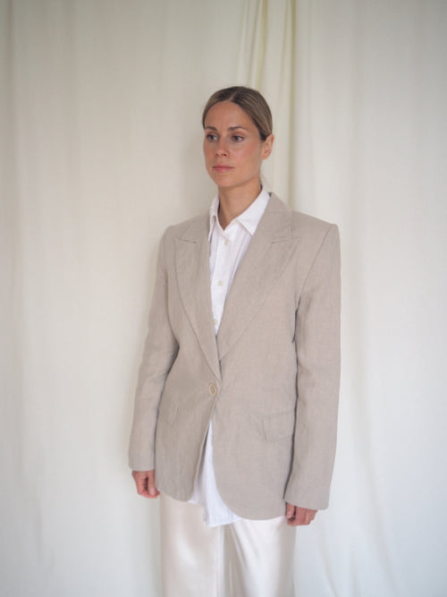 Open-back Blazer