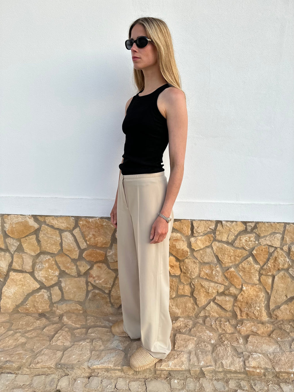 Wide-leg Trousers