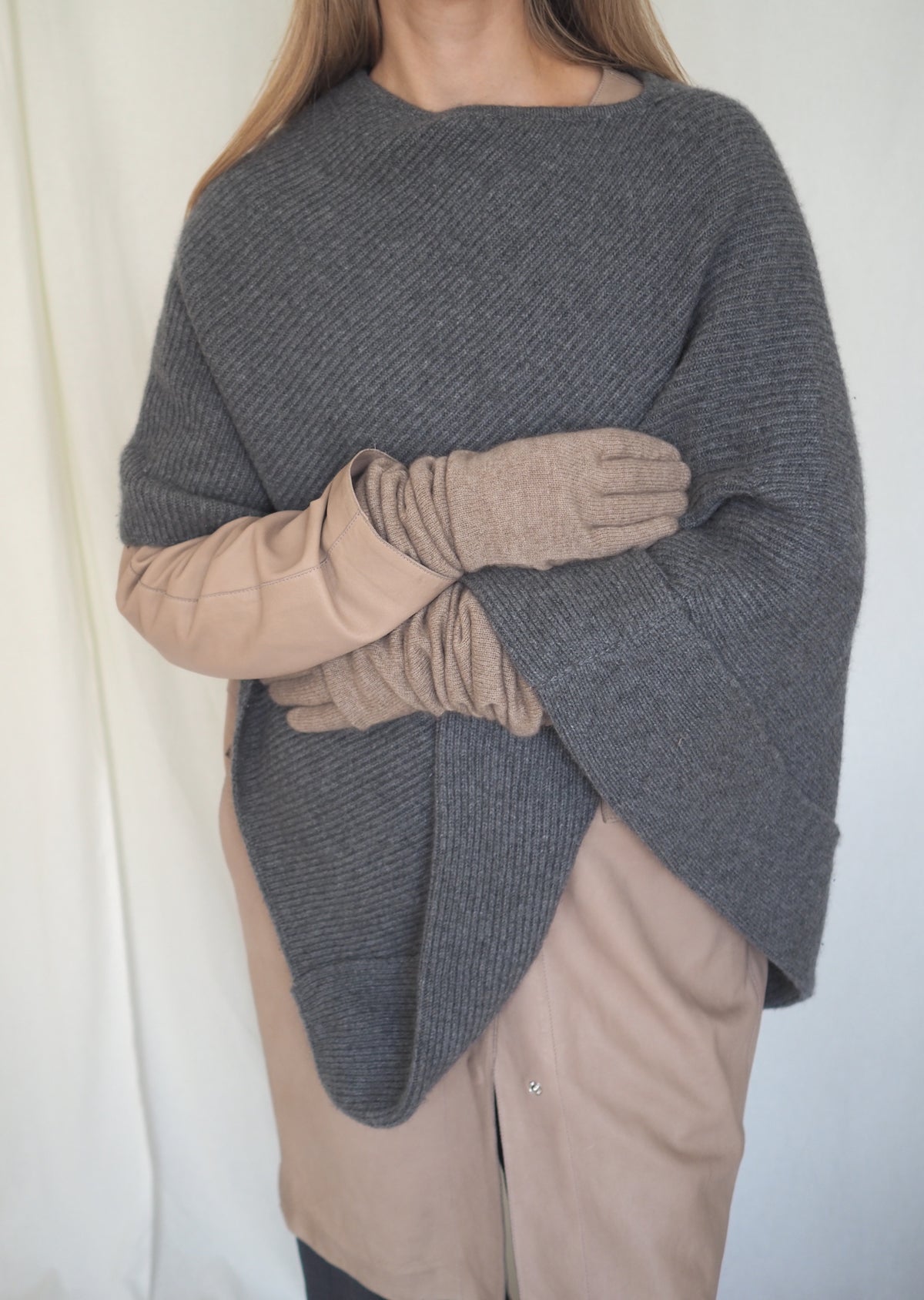 Long Cashmere Gloves
