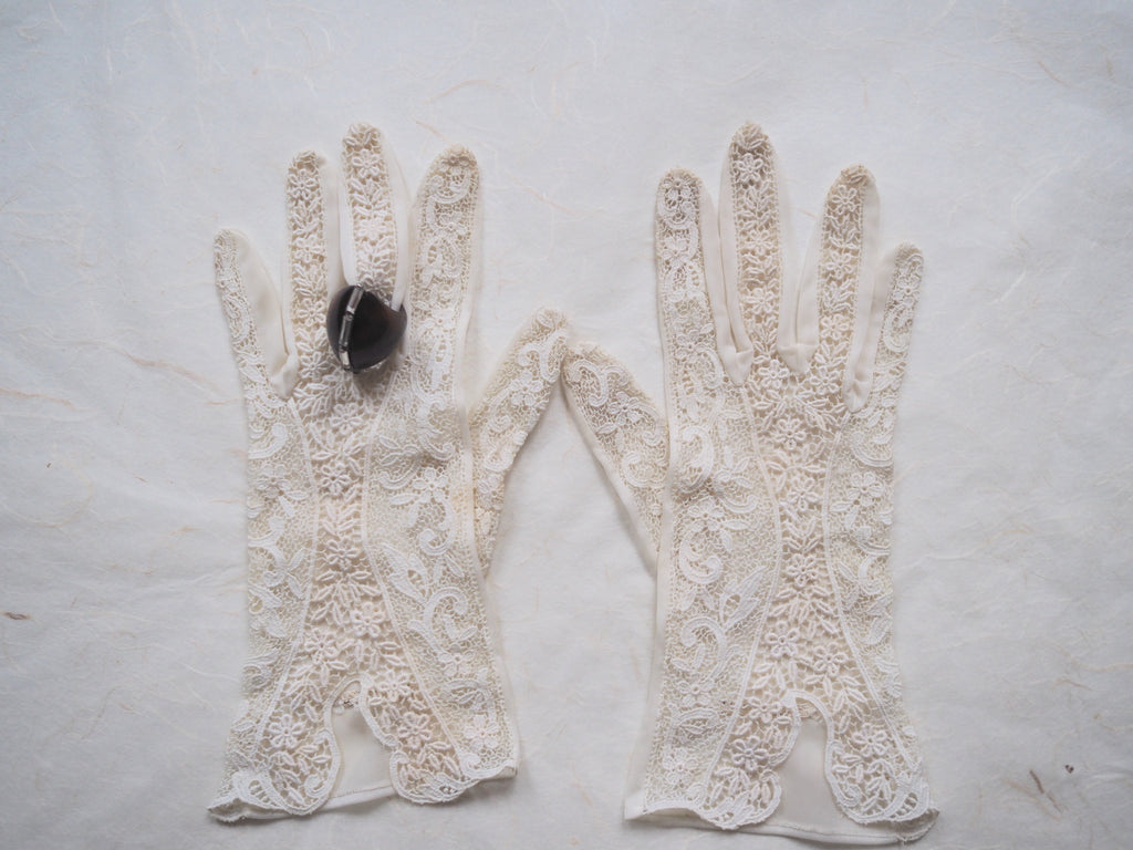 Vintage Lace Gloves