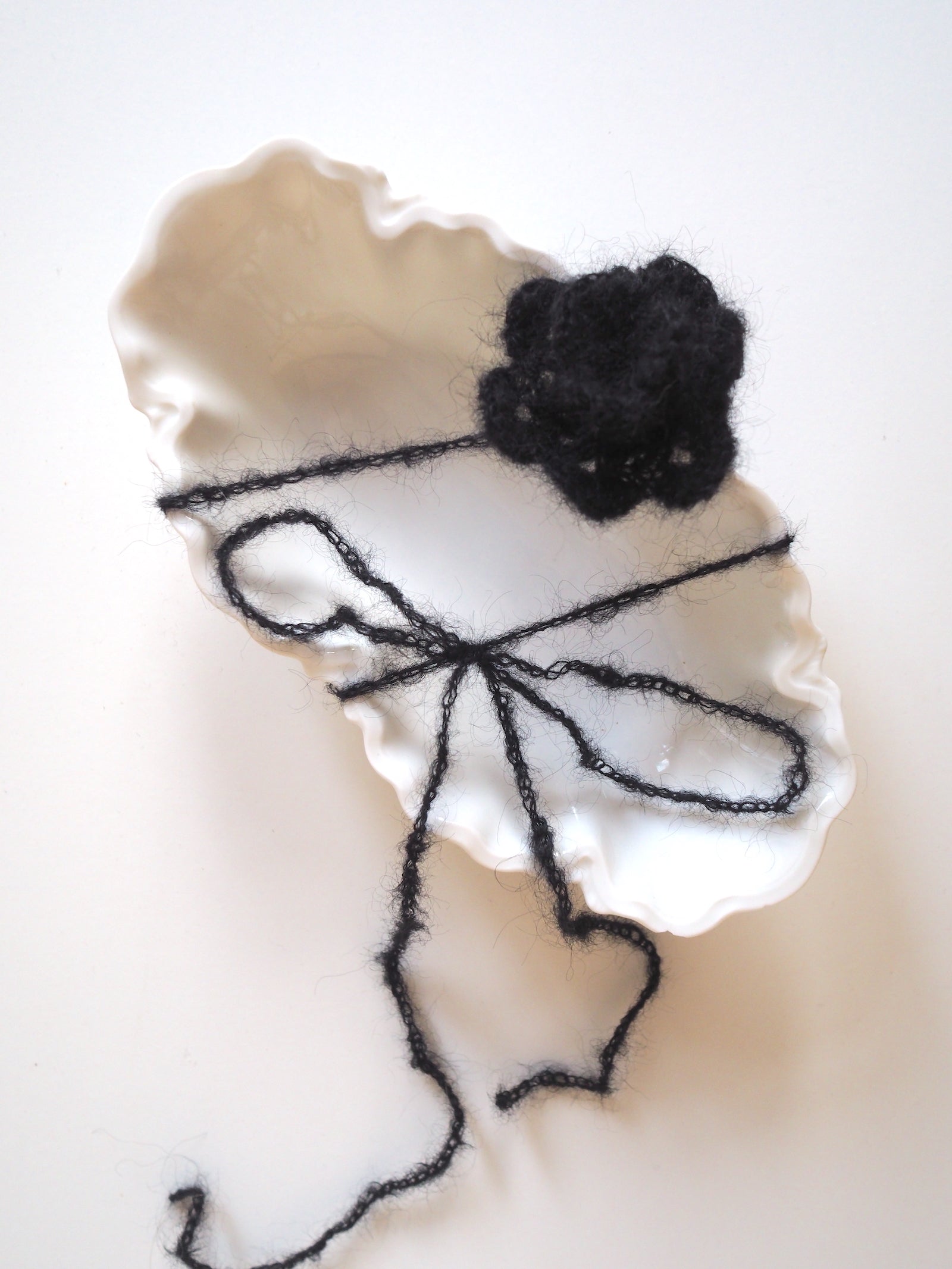 Mohair Flower Chocker / Belt (Black)