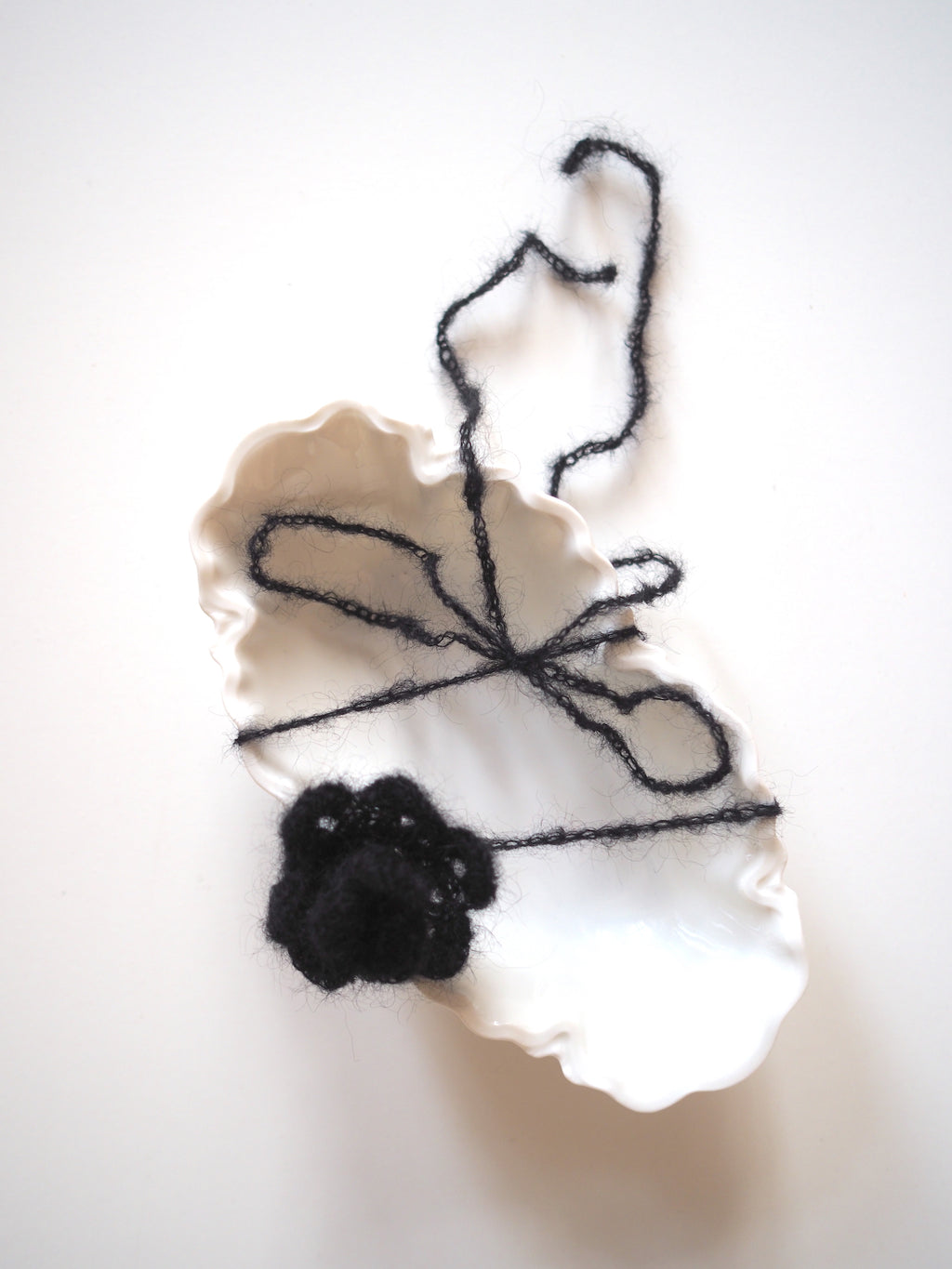 Mohair Flower Chocker / Belt (Black)