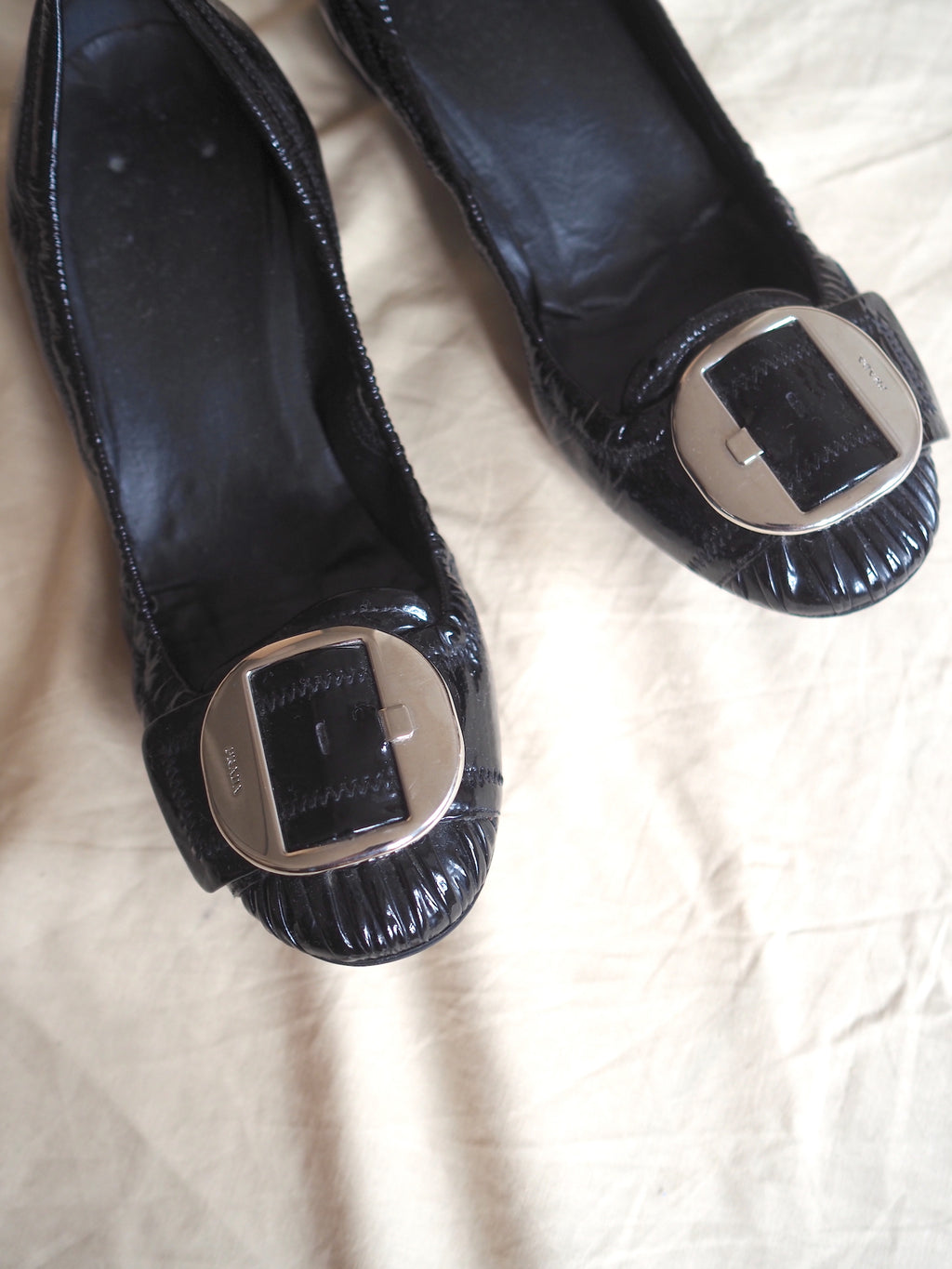 Prada Patent Leather Pumps (37,5)